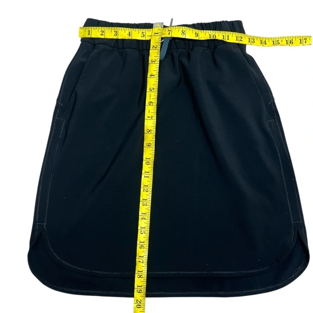 Lululemon On The Fly Skirt 21